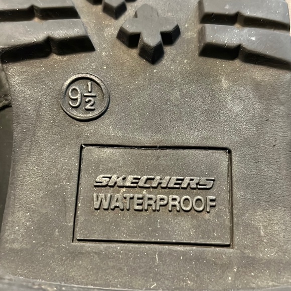 ⭐️ Skechers cool authentic black waterproof leather gorpcore boots men size 9.5 - Picture 8 of 16